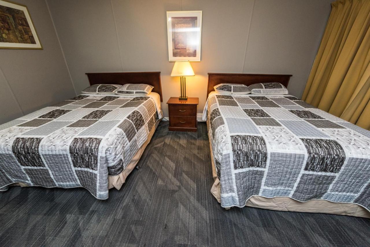 Olympia Lodge YYC Eksteriør billede